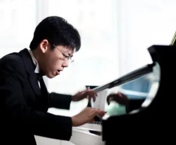 Zhang Haochen: Schubert, Liszt