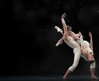 Ballet Contrastes