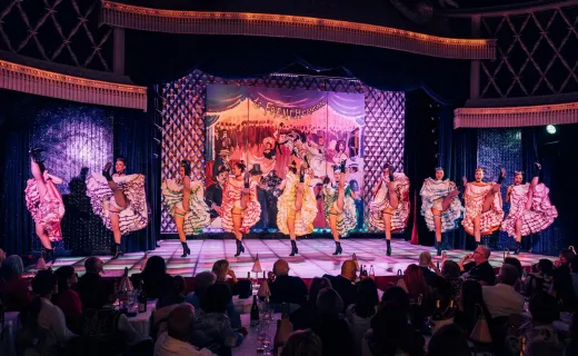 Dinner and Show La Nouvelle Eve Cabaret
