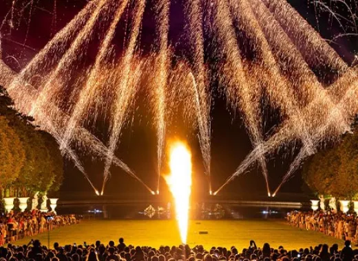 Die Feuer-Nacht-Brunnen-Show